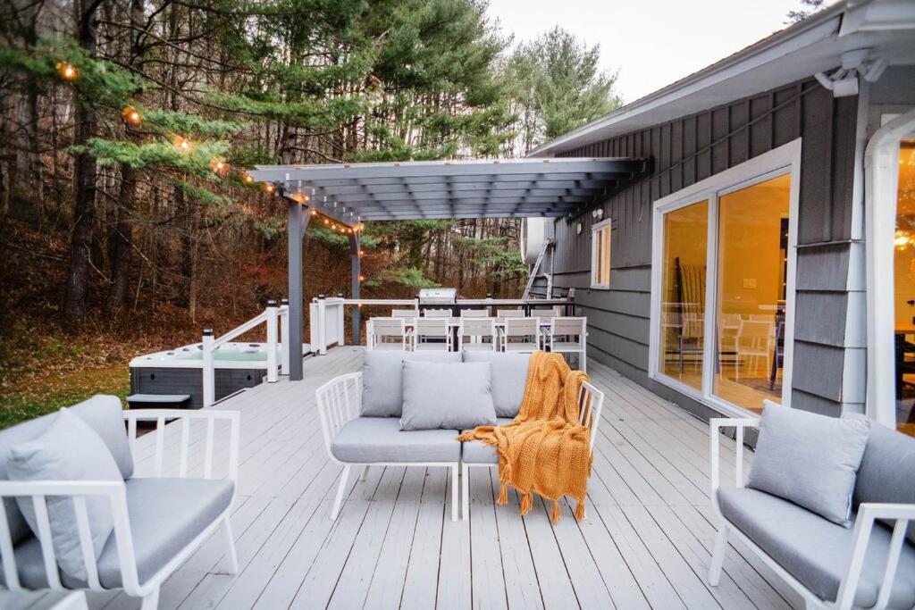 Prattsville Prattvilla -Catskill -Mountain Escape 5 Bedroom ,3 Bath With Hot Tub מראה חיצוני תמונה